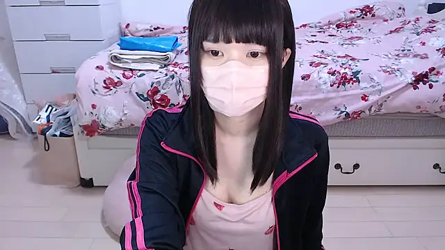 Snapshot of AMI___oO chatting on 10.03.25 AMI oO online show from 10.03.25