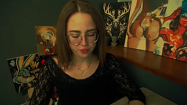 luxie milady online show from 04.21.26