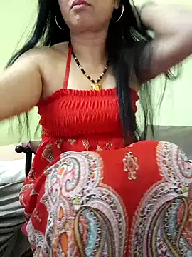 Snapshot of Hangem111 chatting on 12.04.25 Hangem111 online show from 12.04.25