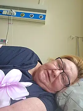 Awn290668 online show from 02.03.25