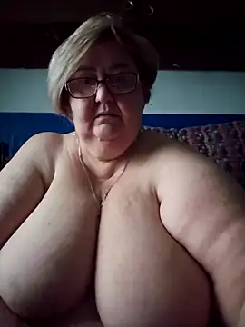 Awn290668 online show from 09.23.25