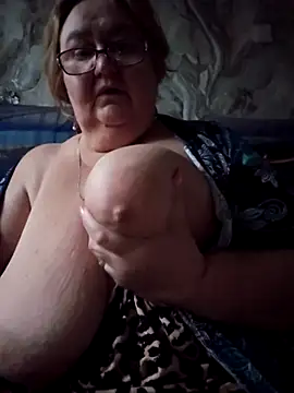 Awn290668 online show from 12.01.25