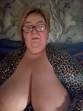 Awn290668 online show from 02.04.26