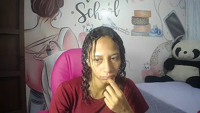 EMMA SWEETT1 online show from 10.01.25