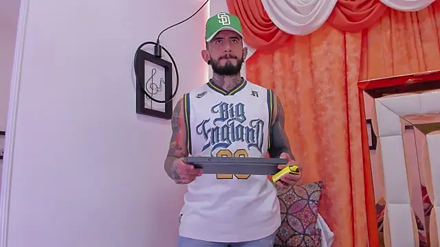 dilan scootk  online show from 02.25.26