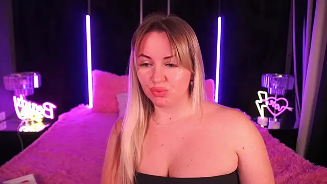 KiraCandyS online show from 02.04.25