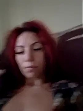 Snapshot of Emmatoo chatting on 10.06.25 Emmatoo online show from 10.06.25