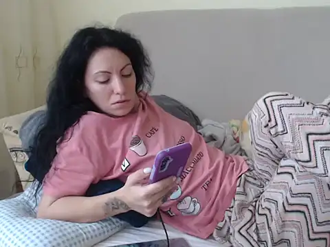 Emmatoo online show from 02.24.26