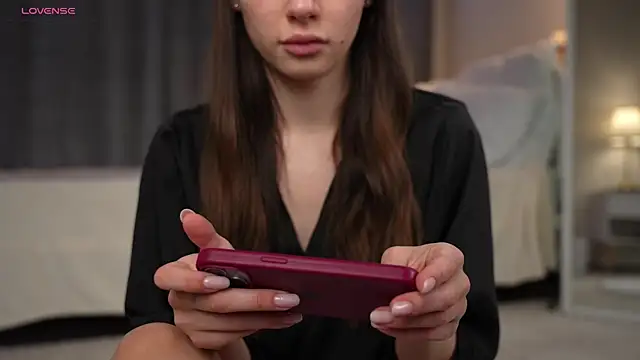 Amely Young online show from 12.01.25