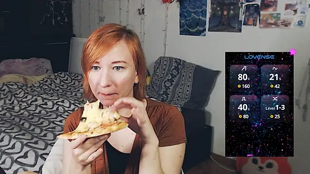 Snapshot of licentia__poetica chatting on 02.10.25 licentia  poetica online show from 02.10.25