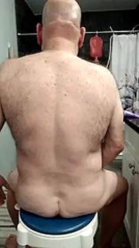 Snapshot of lou63ponce chatting on 01.19.25 lou63ponce online show from 01.19.25