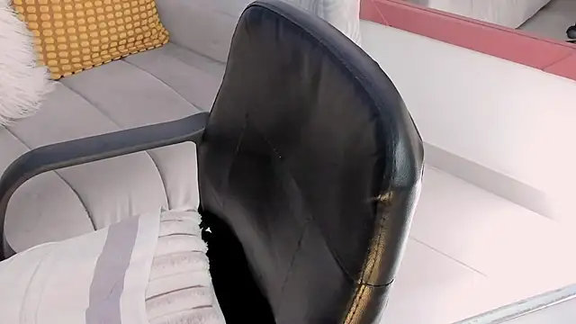 Pamela Rosal online show from 03.15.25