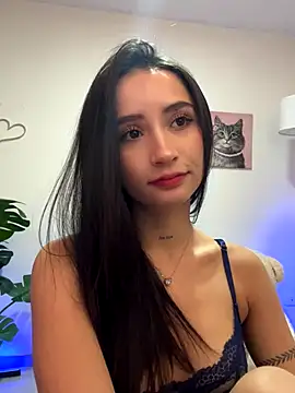 Snapshot of Angeeel_ chatting on 10.21.25 Angeeel online show from 10.21.25