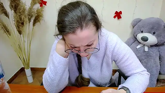  Annabelle Lee online show from 12.26.24