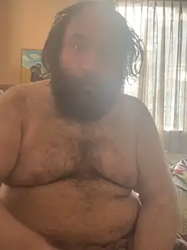 Snapshot of hairyhulk chatting on 01.05.25 hairyhulk online show from 01.05.25