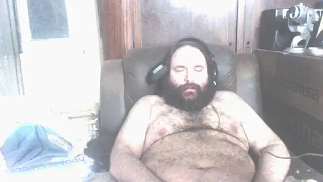 Snapshot of hairyhulk chatting on 01.24.25 hairyhulk online show from 01.24.25