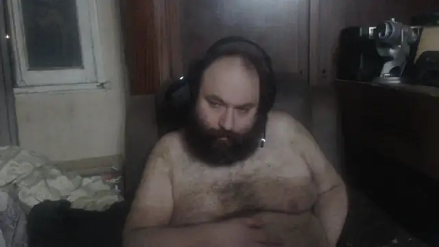 Snapshot of hairyhulk chatting on 01.26.25 hairyhulk online show from 01.26.25