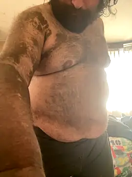 Snapshot of hairyhulk chatting on 10.15.25 hairyhulk online show from 10.15.25