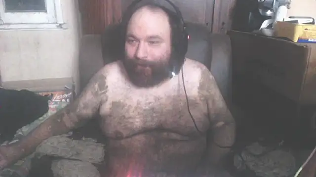 Snapshot of hairyhulk chatting on 10.19.25 hairyhulk online show from 10.19.25