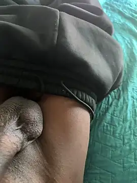 Snapshot of Big-dick_1 chatting on 10.12.25 Big-dick 1 online show from 10.12.25