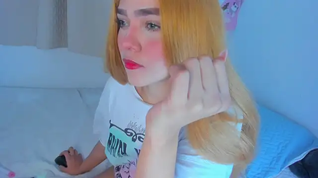 Snapshot of Sweet_MaryJane2 chatting on 12.22.24 Sweet MaryJane2 online show from 12.22.24