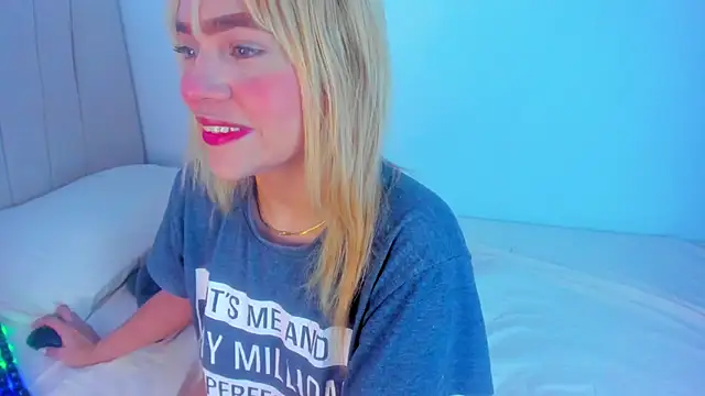 Snapshot of Sweet_MaryJane2 chatting on 02.10.25 Sweet MaryJane2 online show from 02.10.25