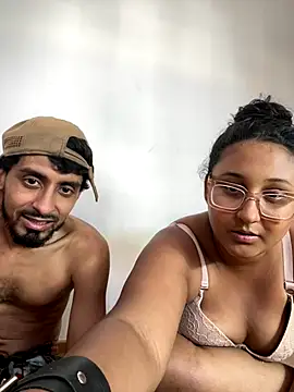 Snapshot of littlejady chatting on 12.15.25 littlejady online show from 12.15.25