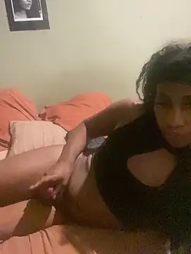 Moorella1 online show from 12.14.25