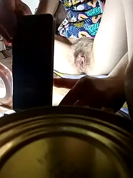 Holly Bette online show from 01.10.25