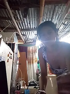 Snapshot of Alanagracia chatting on 10.30.25 Alanagracia online show from 10.30.25