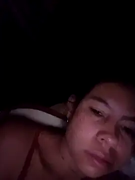 Snapshot of Alanagracia chatting on 11.22.25 Alanagracia online show from 11.22.25