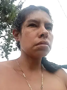 Snapshot of Alanagracia chatting on 12.01.25 Alanagracia online show from 12.01.25