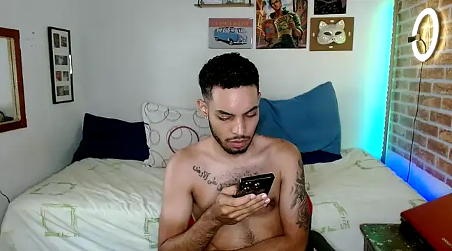 Snapshot of colinbrown chatting on 02.26.25 colinbrown online show from 02.26.25