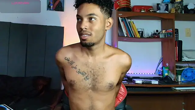 Snapshot of colinbrown chatting on 09.27.25 colinbrown online show from 09.27.25