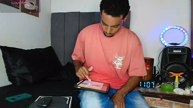 Snapshot of colinbrown chatting on 10.21.25 colinbrown online show from 10.21.25