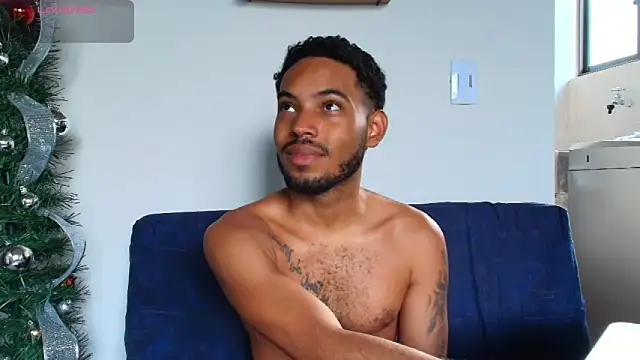 Snapshot of colinbrown chatting on 12.17.25 colinbrown online show from 12.17.25