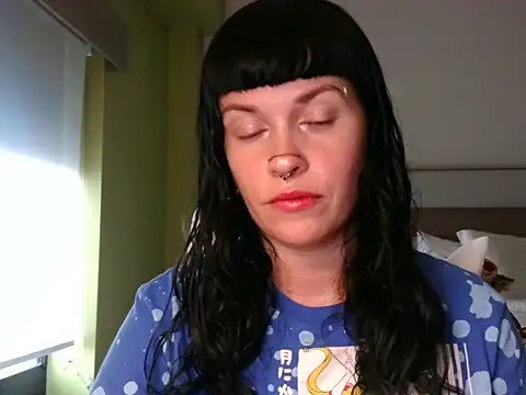 Snapshot of Marcelinegoddess chatting on 12.17.24 Marcelinegoddess online show from 12.17.24