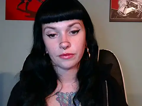 Snapshot of Marcelinegoddess chatting on 12.20.24 Marcelinegoddess online show from 12.20.24