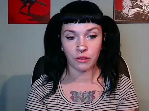 Snapshot of Marcelinegoddess chatting on 12.31.24 Marcelinegoddess online show from 12.31.24