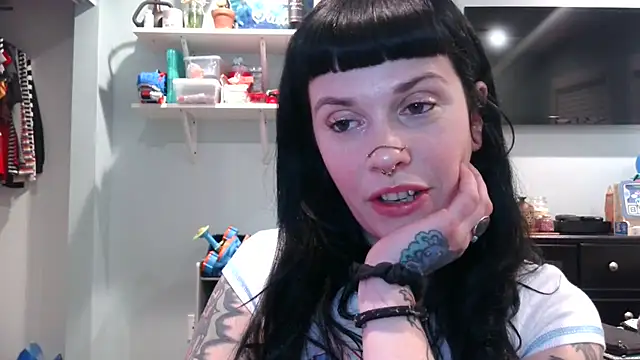 Snapshot of Marcelinegoddess chatting on 01.25.25 Marcelinegoddess online show from 01.25.25