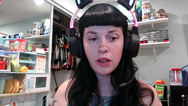 Snapshot of Marcelinegoddess chatting on 02.12.25 Marcelinegoddess online show from 02.12.25