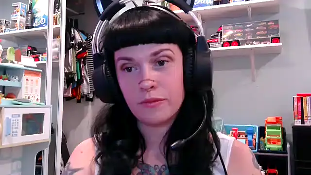 Snapshot of Marcelinegoddess chatting on 03.01.25 Marcelinegoddess online show from 03.01.25