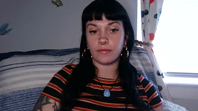 Snapshot of Marcelinegoddess chatting on 11.14.25 Marcelinegoddess online show from 11.14.25