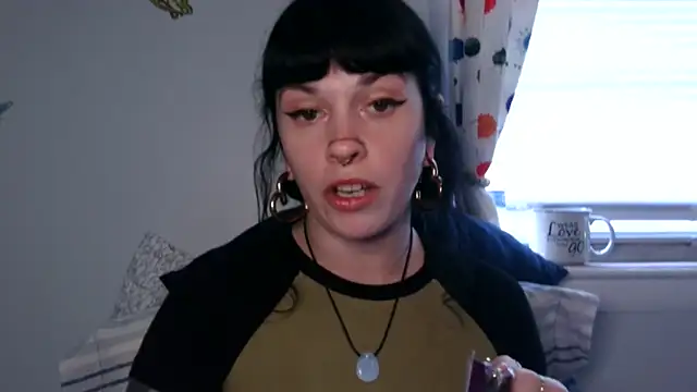 Snapshot of Marcelinegoddess chatting on 12.01.25 Marcelinegoddess online show from 12.01.25