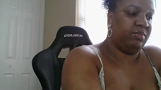 Badgirlbrittt online show from 10.03.25