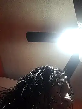 miicheele32 online show from 01.01.25