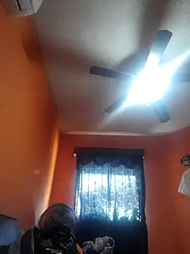 miicheele32 online show from 01.04.25