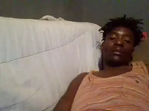 Snapshot of SmallGoodNutts chatting on 02.08.25 SmallGoodNutts online show from 02.08.25