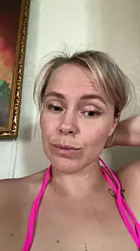 Charming Daphny online show from 07.04.26