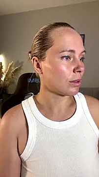 Charming Daphny online show from 07.15.26